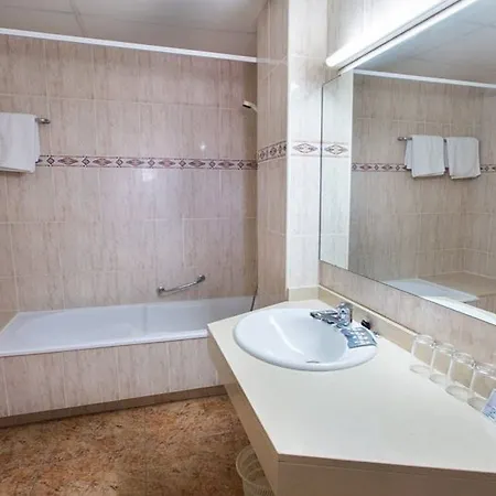Costa Brava Hotel 3*